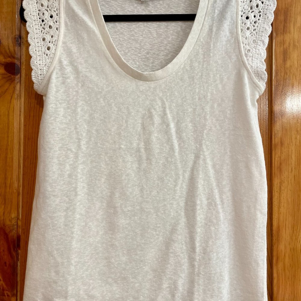 White Lace-Sleeved Top (XS)